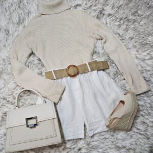 short lino unitalla con cinto